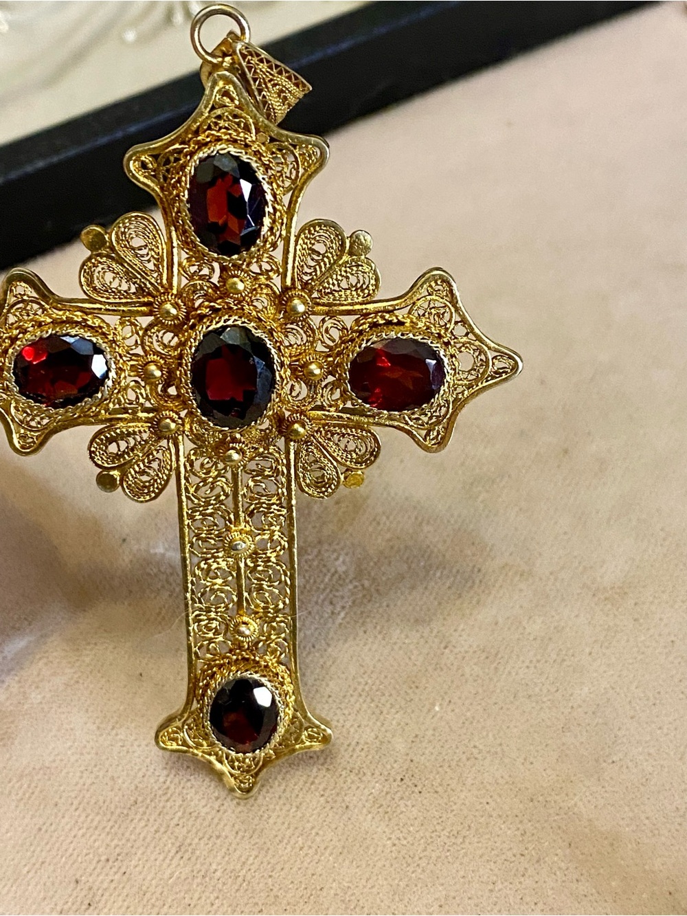 Vintage Gilt Sterling Silver Red Garnet Large Cross Pendant 925 - Picture 7 of 15